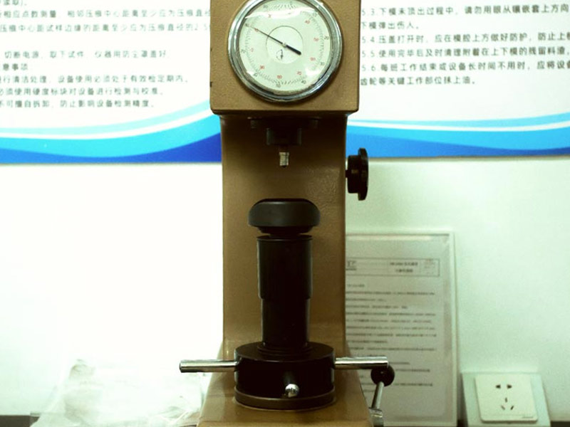 洛氏硬度計(jì)